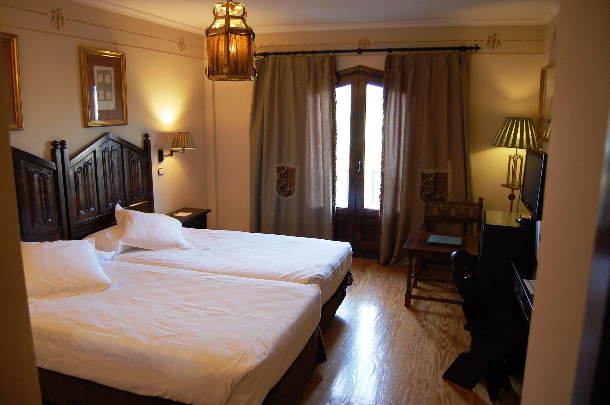 Parador de Olite Exterior foto