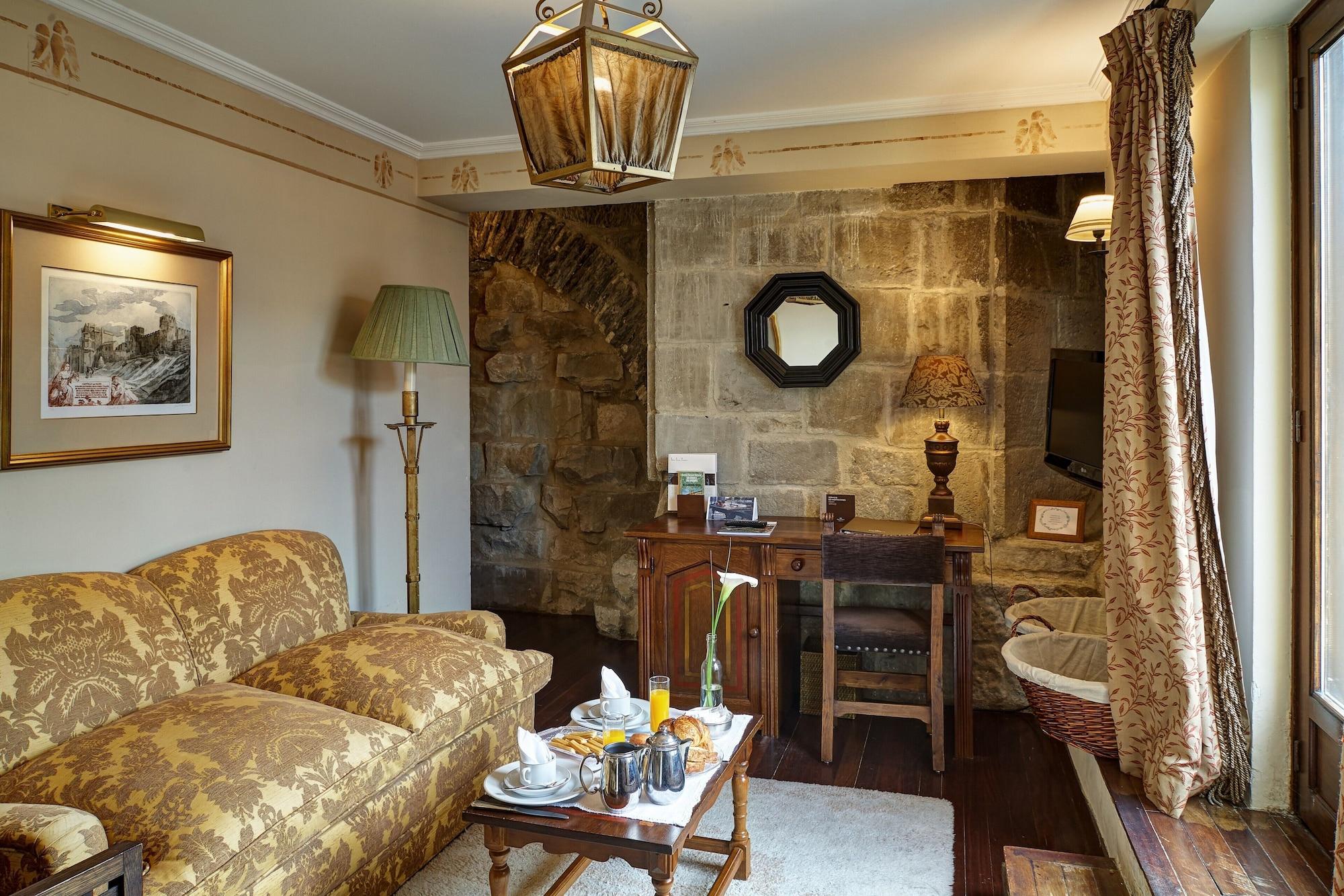 Parador de Olite Exterior foto